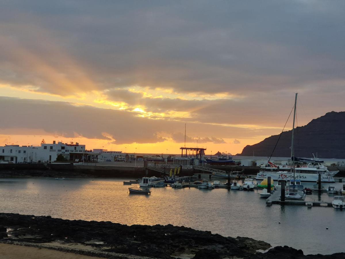 La Graciosa Camelia Beach Vistas Mar كاليتا دي سيبو المظهر الخارجي الصورة